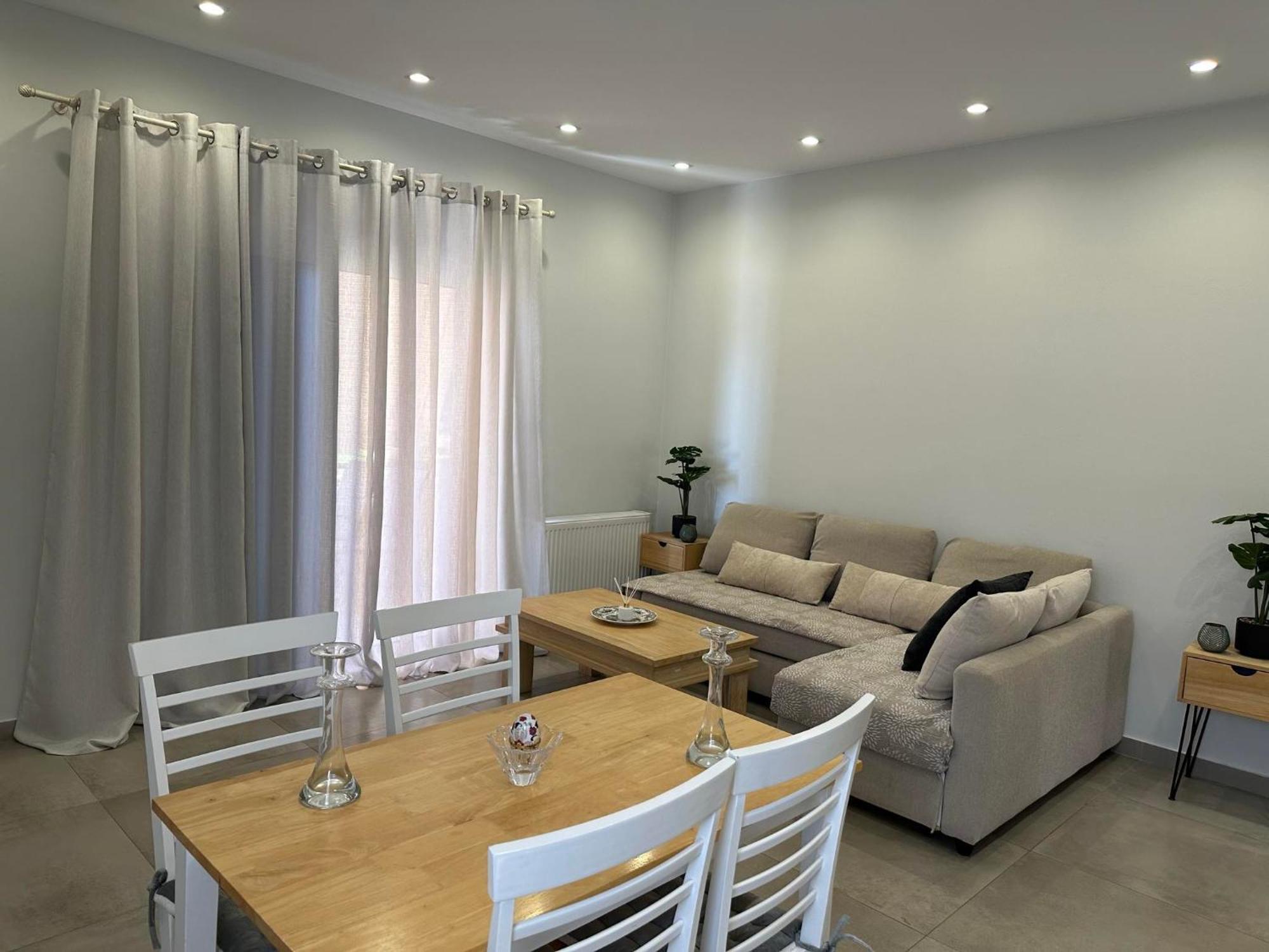 Mimozas Apartment ปอร์โตเฮลี ภายนอก รูปภาพ