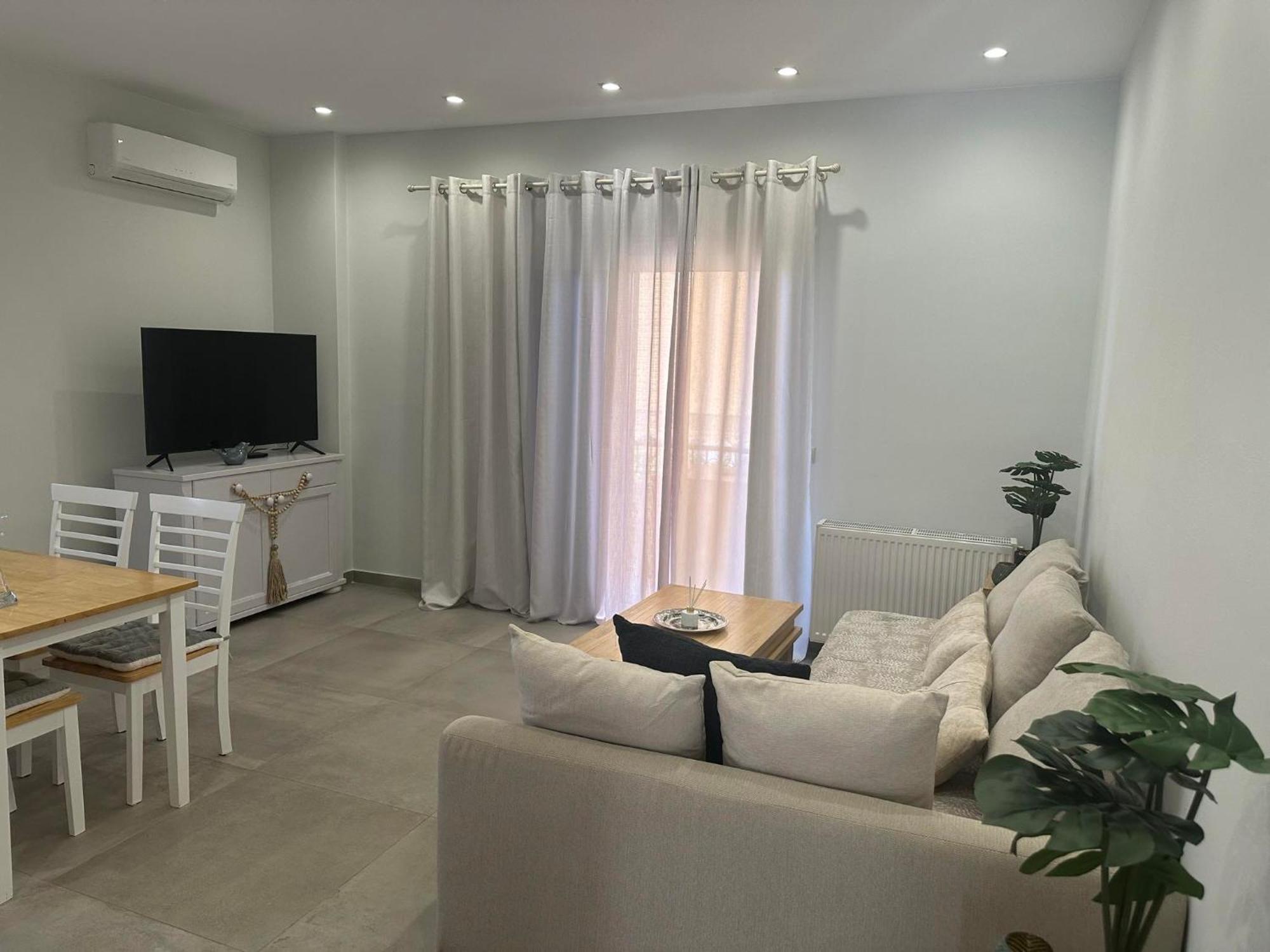 Mimozas Apartment ปอร์โตเฮลี ภายนอก รูปภาพ